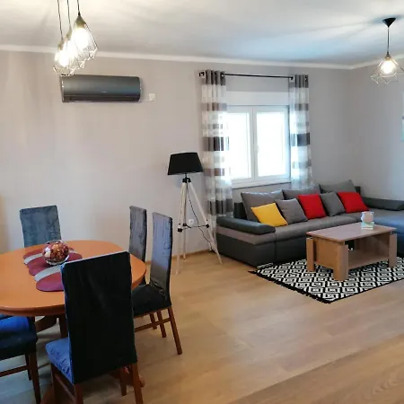 Apartman Nina Kali Exterior photo